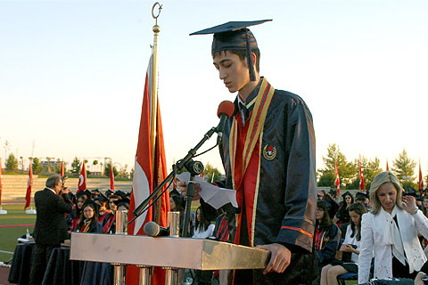 TED Koleji’ni birincilikle bitirdi