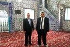 Hayırsever caminin bakımını yaptırdı
