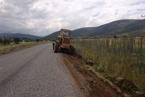 Tavas’ta mahalle yolları daha güvenli