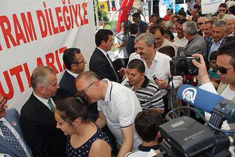 Denizli bayramı Çınar’da kutladı