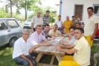 İşçiler yangın nöbetinde