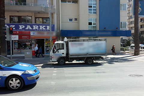 Kurallar çiğnenmek için mi?