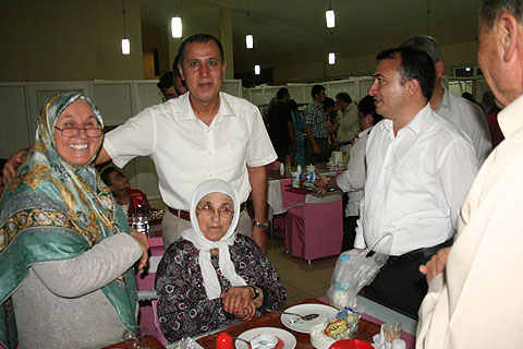 Hasta ve yakınlarına iftar