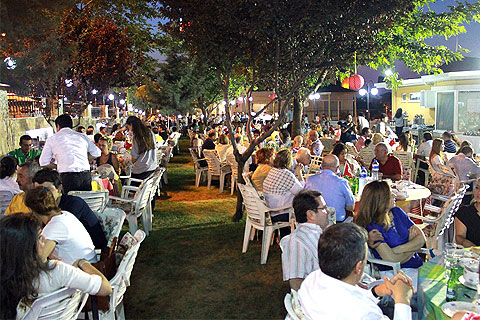 Genç işadamları iftarda buluştu