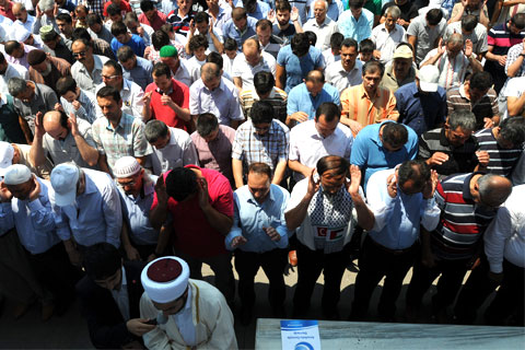 Gazze katliamını protesto ettiler