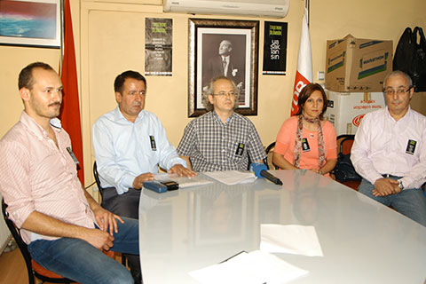 Sağlıkçılar tepkili