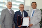 İşadamı Aydınlı’dan eğitime 4,5 milyon TL destek