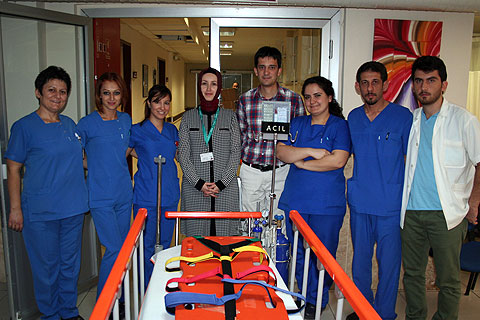 Bu da ambulans sedye
