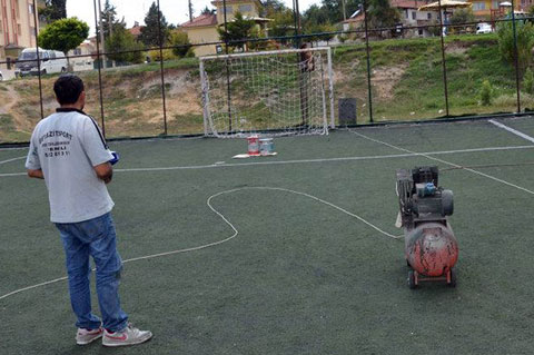 Harabeye el attılar