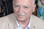 YENİ İLÇELER İHSANOĞLU’NU SEÇTİ