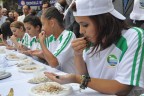 Çivril’de çekirdek yeme yarışması