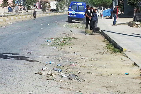 Yıllardır temizlenmemiş gibi…
