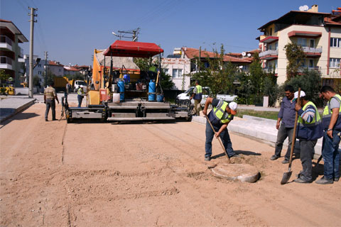 ZEYTİNKÖY’DE ÇEVRE DÜZENLEMESİ