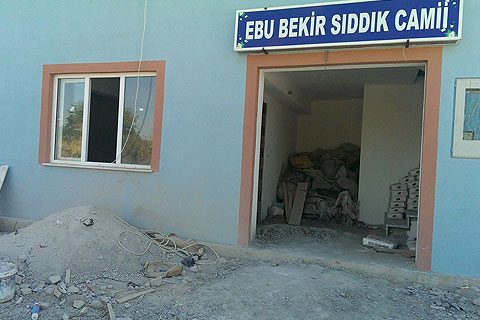 O CAMİDE İLK NAMAZ KILINDI