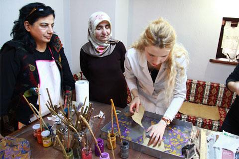 Ebru kursuna yoğun ilgi