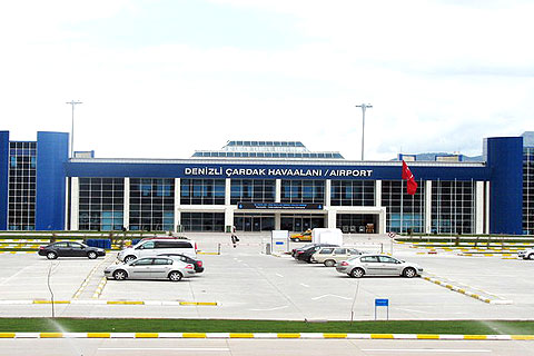 Çardak Havaalanı’nda sağlık hizmeti durduruldu