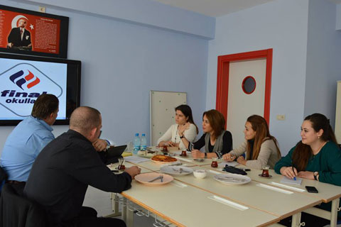 Final öğretmenlerine eğitim semineri