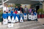Çamelili öğrencilere mont hediyesi