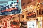 CHP’nin pankartını polis indirdi