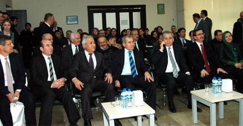 denizli-saglik-mudurlugu-yatak-teslim-toreni-protokol-krizi-ic-2