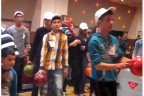 Yeşilay gençlerle bowling salonunda