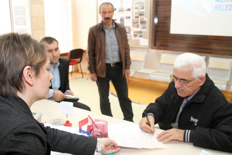 Merkezefendi’de “Beyaz Masa” uygulaması