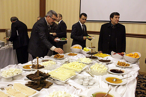 Obeziteyle savaşa sağlam bir kahvaltıyla başladılar