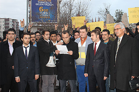 Doğu Türkistan için toplandılar