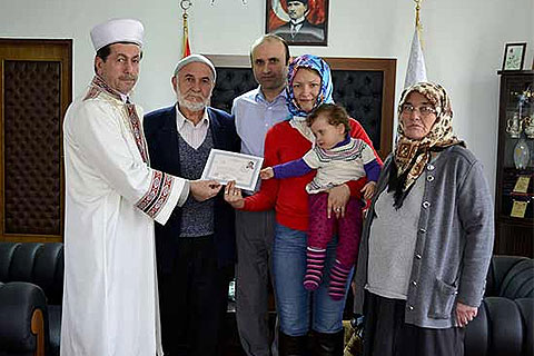 MÜSLÜMAN OLDU