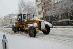 Kar başladı, ekipler alarma geçti