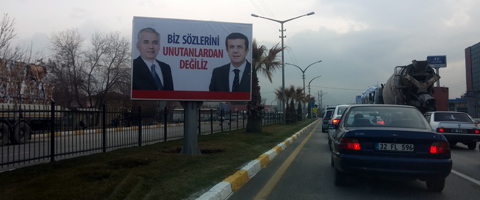 davutoglu-denizli-ic-bilboard