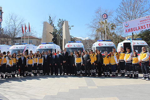 Denizli’ye 10 ambulans