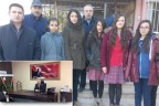 Okul müdürü pantolonlu kız öğrencileri derse almadı