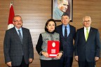 İşadamı Derya Baltalı bir okulun daha isim hakkını aldı