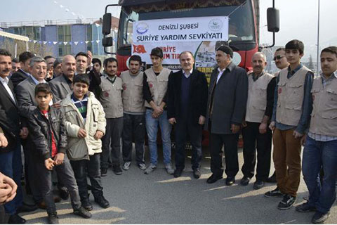 SURİYE’YE DENİZLİ’DEN 1 TIR DOLUSU YARDIM