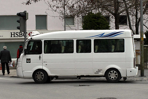 Minibüslerde sivil-öğrenci ayrımı kalktı