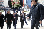 VALİLİĞE SİYAH ÇELENK BIRAKTILAR