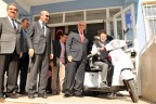 Ömer okula elektrikli bisikletiyle gidecek
