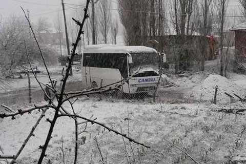 Çameli’ye Mart karı yağdı