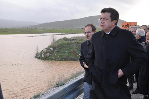 Zeybekci’den sel baskını incelemesi