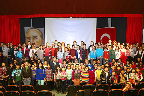 Çocuk Meclisi’nde seçim heyecanı