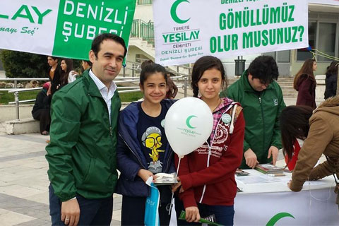 Yeşilay gönüllüler arıyor