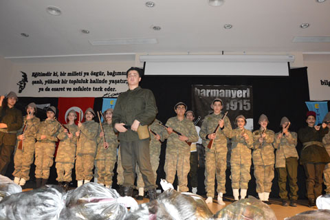 Torunlarından Şehit Atalarına Örnek Anma