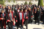 Hukukçular ayağa kalktı