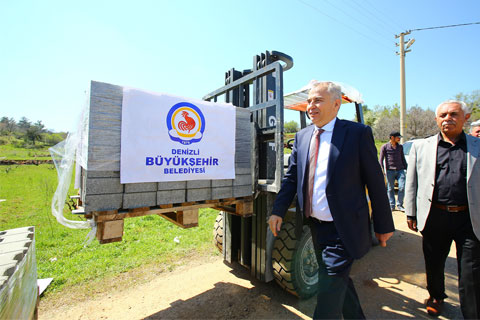 Büyükşehir’den ilçelere 562 bin metrekare parke taşı