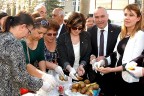 CHP’LİLERDEN İLGİNÇ PROTESTO