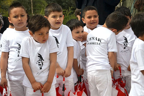 SOĞUK AĞLATTI