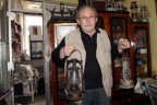 İl il dolaşıp gaz lambası ve ocağı topluyor