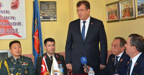 denizli-guney-kore-vefa-civril-kore-gazisinin-torununa-burs-ic