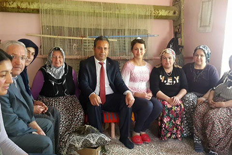 Hambat Kilimi dokuyorlar